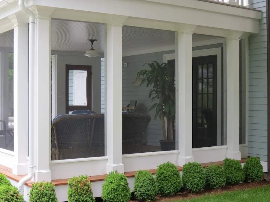 Pow_porch_int