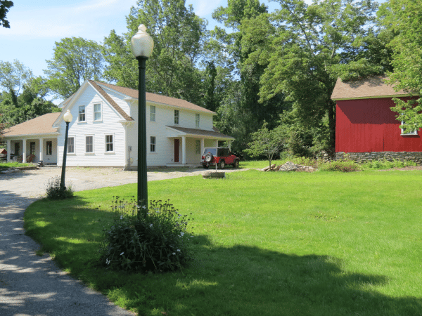 Photo of Farmhouse - Mot