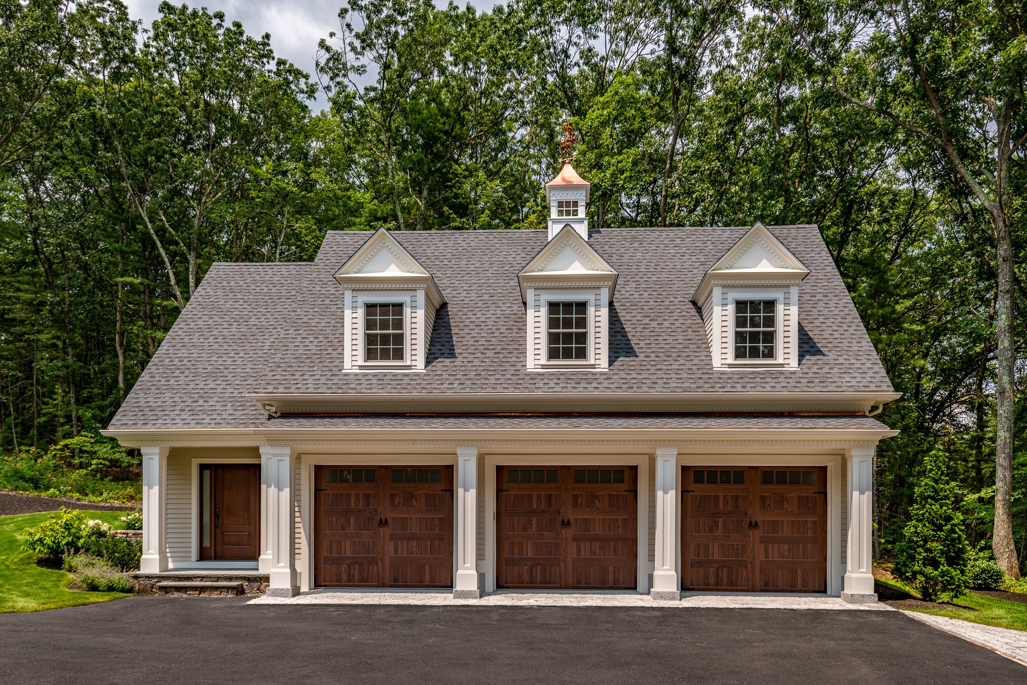 New 3 car garage built by Gilmore Building Co.